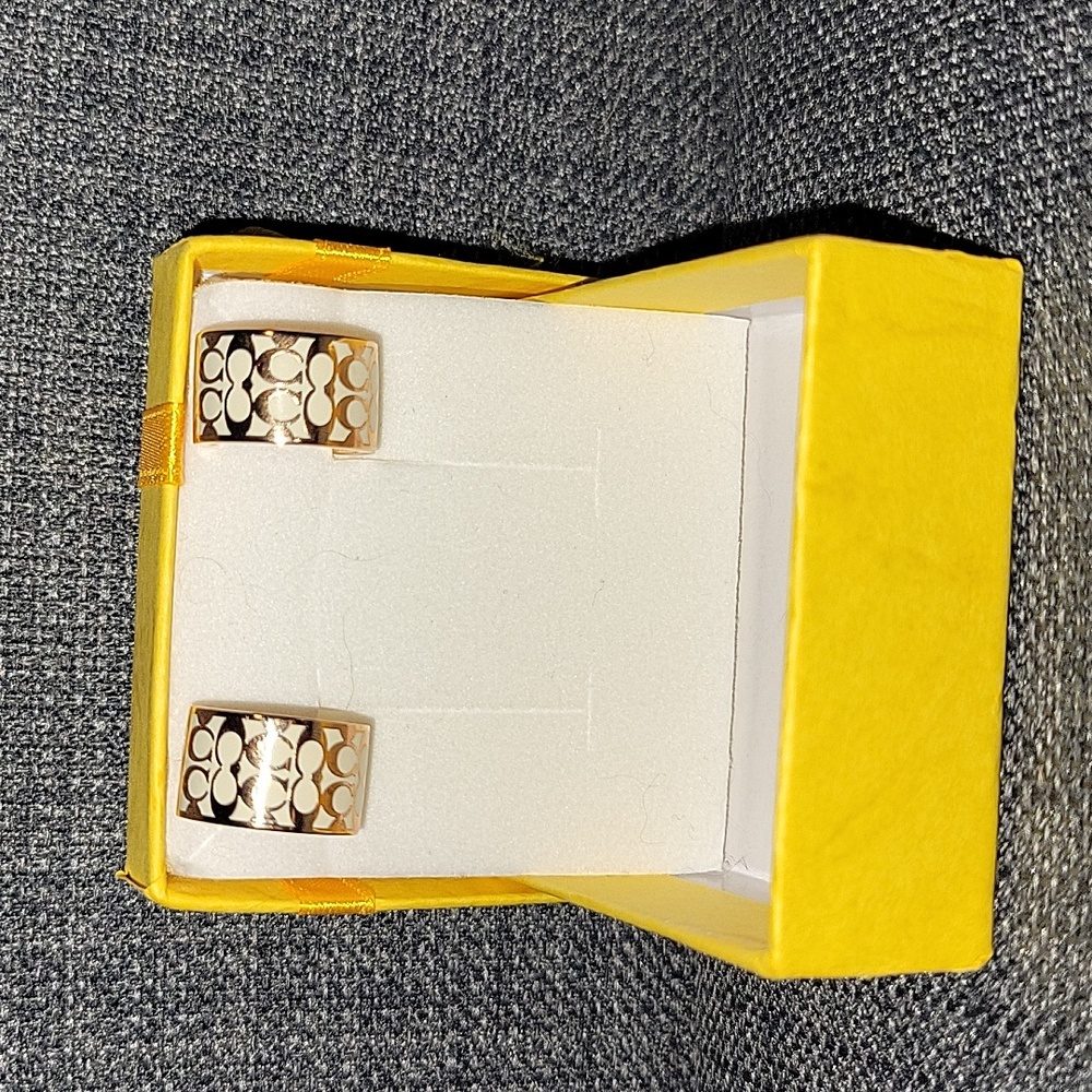 Coach Signature Enamel Huggie Earrings in Rose Gold/Chalk